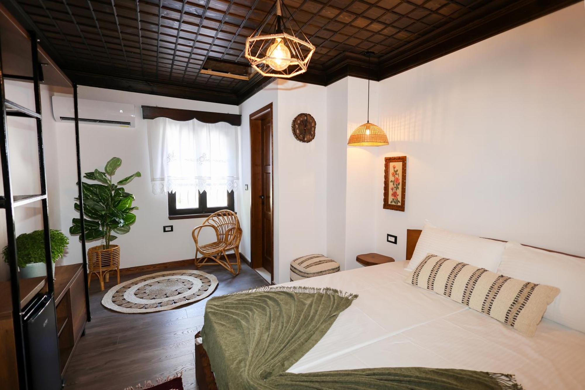Ador Boutique Hotel Berat Extérieur photo