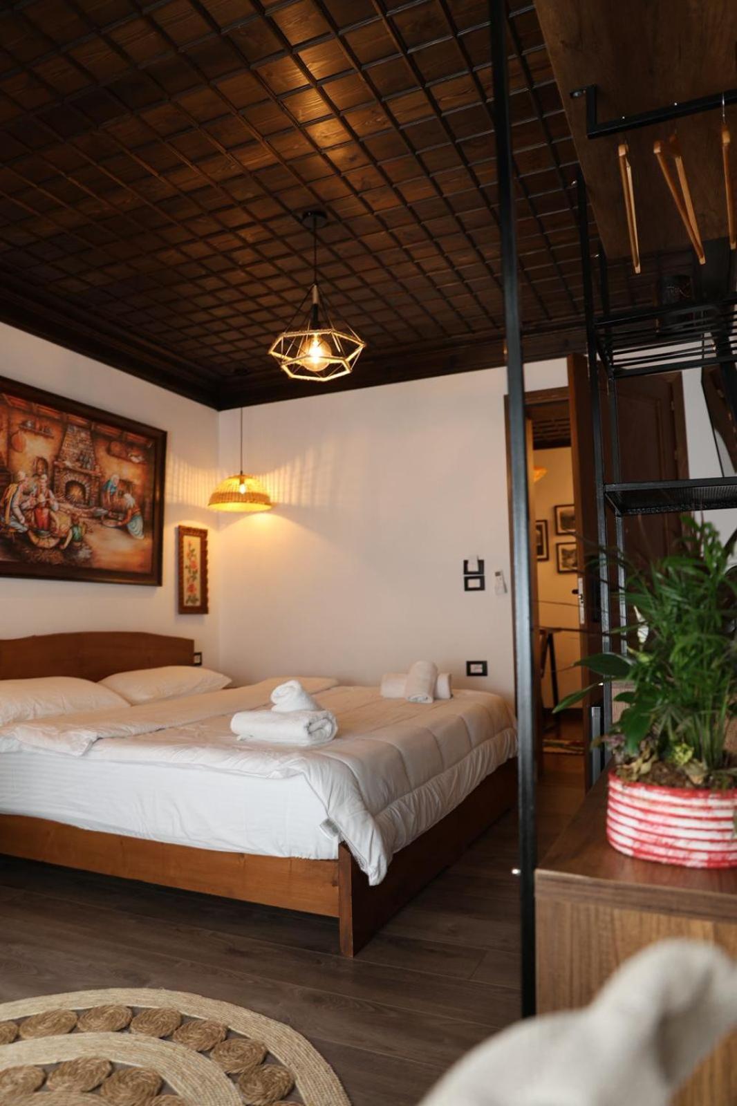Ador Boutique Hotel Berat Extérieur photo